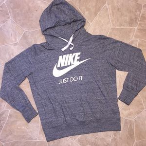 Nike pullover